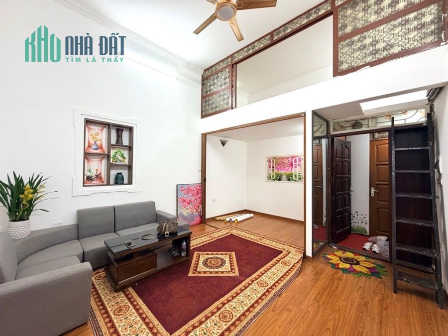 Phùng Hưng_Ngõ Trạm – Căn hộ HOMESTAY 55m chỉ 4.9 tỷ - NGÕ CHÍNH NÔNG RỘNG, NHÀ Ở NGAY, SĐCC