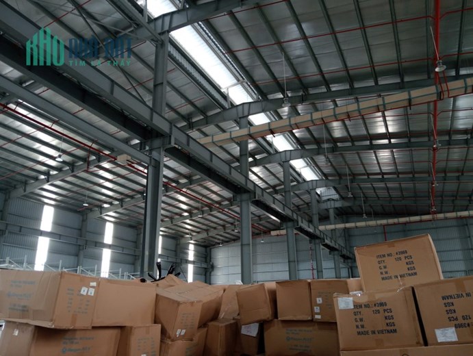 CHO THUÊ 6.912m2 KHO TIÊU CHUẨN CAO TẠI KCN LONG BIÊN. HÀ NỘI