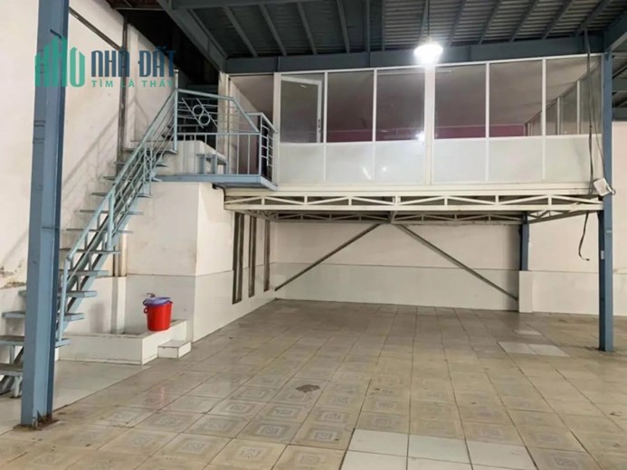 Cho thuê kho xưởng sd 500m2 gần cầu An Lộc Quận 12