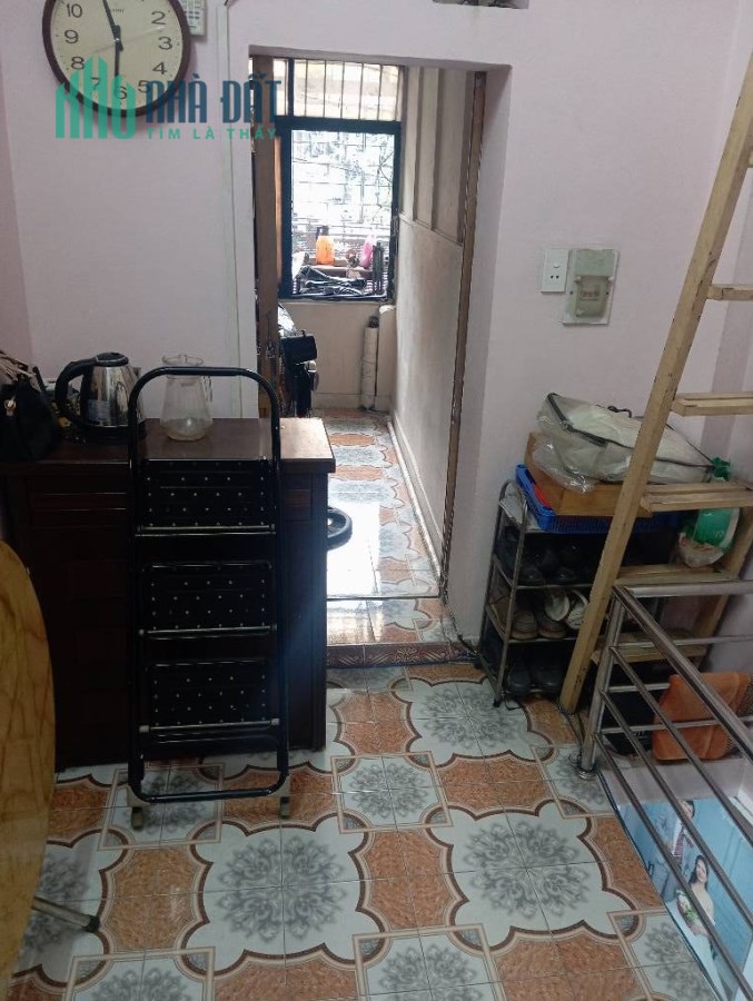 MẶT NGÕ Hàng Bún Ô TÔ ĐỖ CỬA – 3 tầng 18m chỉ 3.7 tỷ - SÂN RỘNG TRƯỚC NHÀ, KINH DOANH TỐT