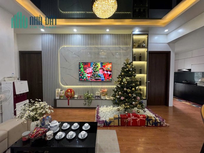 Bán Chung Cư 137 Nguyễn Ngoc Vũ, 80M2, 3Pn, Full Nội Thất Cao Cấp