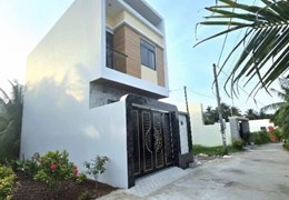 bán nhà lầu gần Quảng trường tại Long Hòa A,Đạo Thạnh, Đồng Tháp.