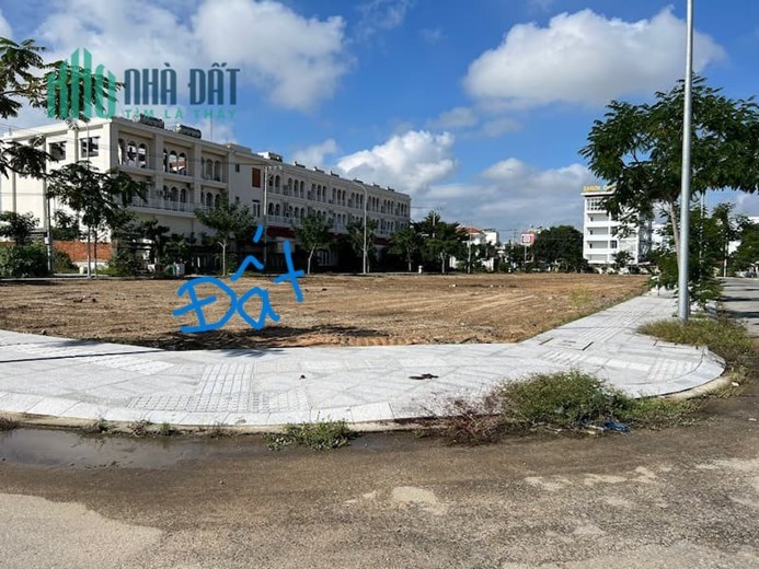VIEW BIỂN, PHÙ HỢP ĐẦU TƯ KHÁCH SẠN, NHÀ HÀNG, SÁT KHU DU LỊCH NHÀ THỜ ĐỔ, KD SẦM UẤT