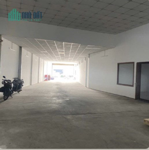 Cho thuê MB góc đường Hà Huy Giáp Quận 12