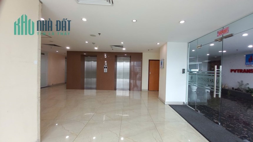 Cho thuê văn phòng tòa Oriental Tower - 324 Tây Sơn, Đống Đa, view thoáng, 8 TRIỆU