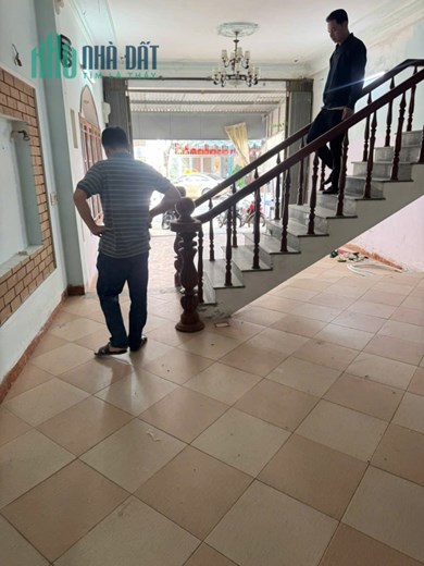 12 tỷ/ Nhà 2 tầng đường Hoài Thanh sát Cầu Trần Thị Lý -ĐH Kinh Tế