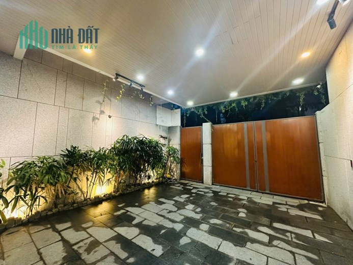 26,5 tỷ/137m2,Nhà 3 Tấm.Đường Nại Nam 8, sát vòng quay mặt trời Đà Nẵng