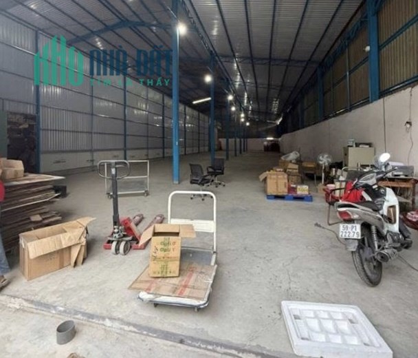 Cho thuê kho xưởng 650m2 Thạnh Lộc Quận 12