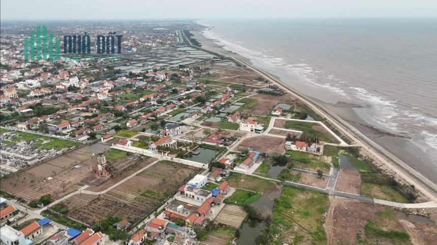 BÁN ĐẤT HẢI HẬU, MẶT BIỂN, TIỀM NĂNG TĂNG GIÁ CAO, ĐÃ CÓ GPXD, Ở NGAY, KD DỄ DÀNG, 180M2