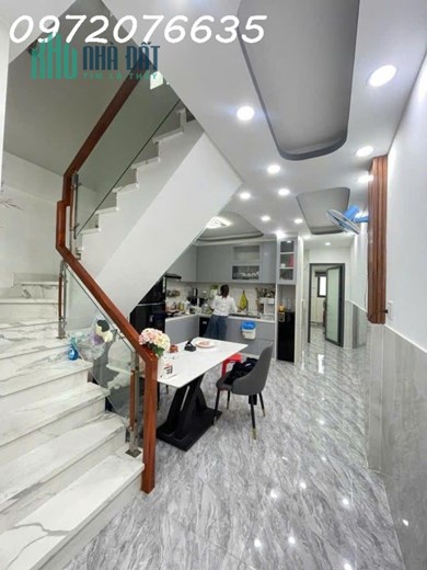 NHỈNH 4.x TỶ- HUỲNH TẤN PHÁT- NHÀ MỚI- DT 4 x 19- 4 PN, SHR- HOÀN CÔNG- GẦN PHÚ MỸ HƯNG.