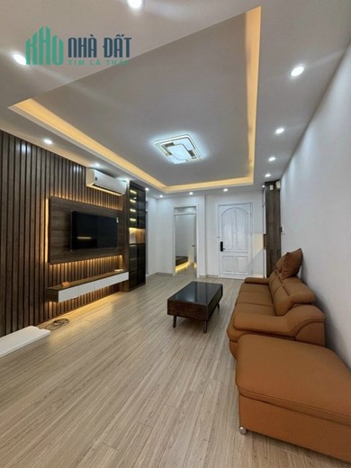 Cho thuê M5 Nguyễn Chí Thanh, 140m2, 3pn, full đồ , 19 tr/ tháng