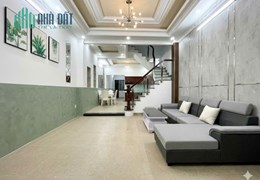 CHI 7. x TỶ- HTP- GẦN HOÀNG QUỐC VIỆT- ĐƯỜNG XE TẢI- GẦN PHÚ MÝ HƯNG- NHÀ 4 TẦNG- DT 4.6 x 12- DÂN
