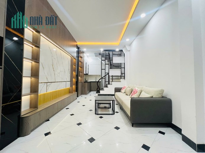 Tôi bán NHÀ PHỐ TRƯƠNG ĐỊNH – Kim Đồng - Giải Phóng 35m2x 6 tầng- 4PN - Ô tô - Kinh doanh VP- SĐCC