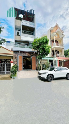 Nhà 17,5 tỷ - 5mx18m, 3 lầu - mặt tiền đường D4 - Phạm Hữu Lầu