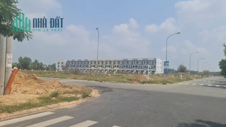 Bán nhà ở Tây Ninh, ngay trung tấm KCN Phước Đông