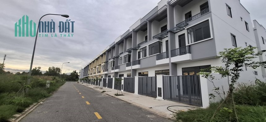 Bán nhà ở Tây Ninh, ngay trung tấm KCN Phước Đông