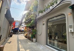 GIÁ 5. x TỶ- QUẬN 7- GẦN PHÚ MỸ HƯNG- NHÀ MỚI DT 4.6 x 9- SỔ RIÊNG - HOÀN CÔNG.