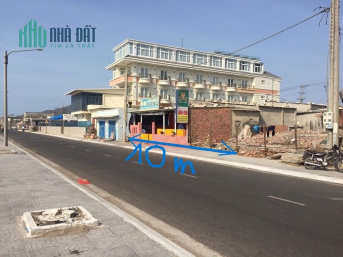 BÁN ĐẤT NAM ĐỊNH, MẶT ĐƯỜNG TRỤC CHÍNH TỚI BIỂN, ĐANG KINH DOANH NHÀ HÀNG, 140M2, MT10M