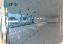Cho thuê Showroom 580m2, kho xưởng 2000m2 Cộng Hoà Tân Bình