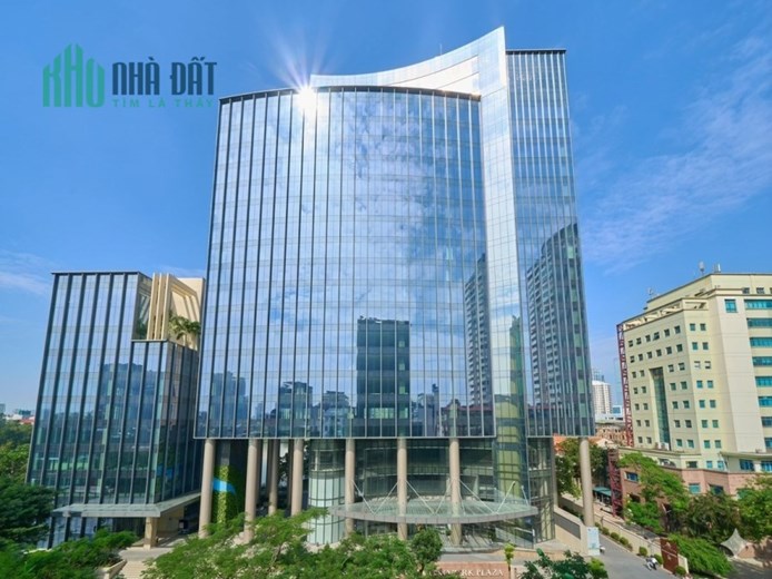 Chủ đầu tư tòa Diamond Park Plaza - 16 Láng Hạ cho thuê văn phòng hạng A sang trọng, hiện đại