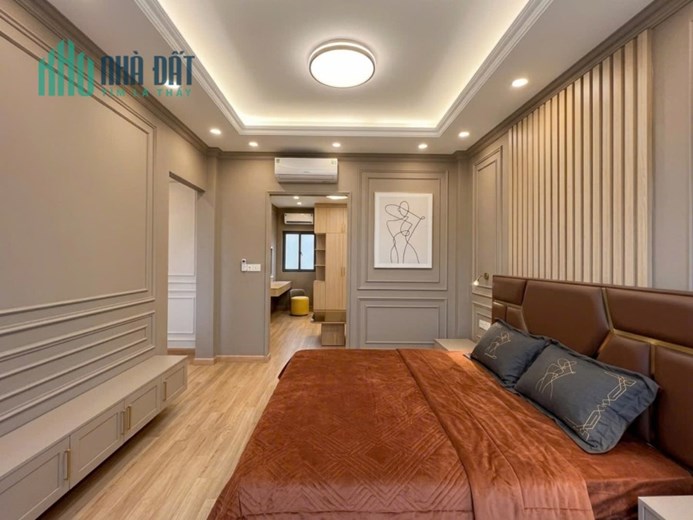 "SIÊU PHẨM NGANG 8M - CÓ THANG MÁY" - QUẬN 7 – SÁT PHÚ MỸ HƯNG – GIÁ 8. x TỶ.
