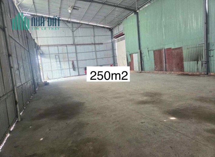Cho thuê kho xưởng 250m2 Vườn Lài An Phú Đông