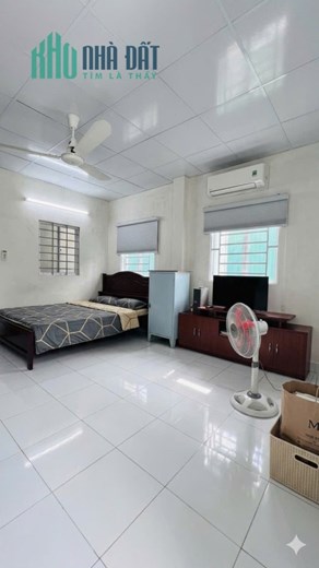CHỈ 6. x TỶ-NỞ HÂU- NGANG 5M HIẾM- NHÀ MỚI ĐƯỜNG XE TẢI- SÁT PHÚ MỸ HƯNG- QUẬN 4