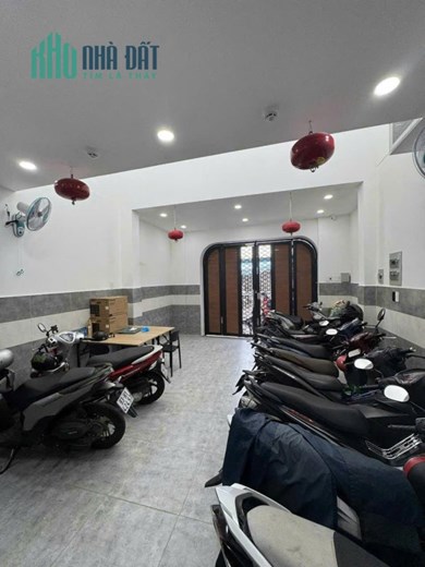 Siêu phẩm CHDV Phan Huy Ích GV Dòng tiền 68tr/tháng Kết cấu 5 tầng Giá bán chỉ 16 tỷ