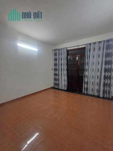 CHỈ 4 TỶ HƠN- BÁN NHÀ QUẬN 7– GẦN NGÃ 4 NGUYỄN THỊ THẬP– DT 4.1x14– 3PN– SHR.