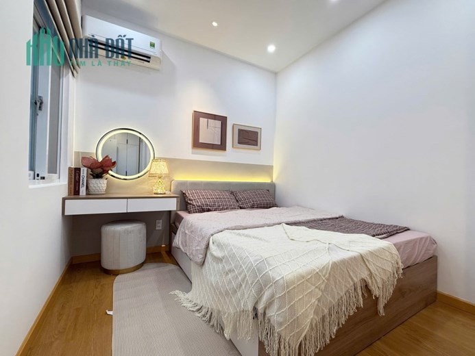 Bán căn hộ Scenic Valley 1 Phú Mỹ Hưng - 2pn 80m² có phòng làm việc - giá 7.3 tỷ