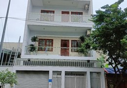 Cho thuê nhà nguyên căn mặt tiền Phạm Công Trứ TML Q2, DT: 7x14m, 4 tầng, 4PN, giá 30 triệu/tháng