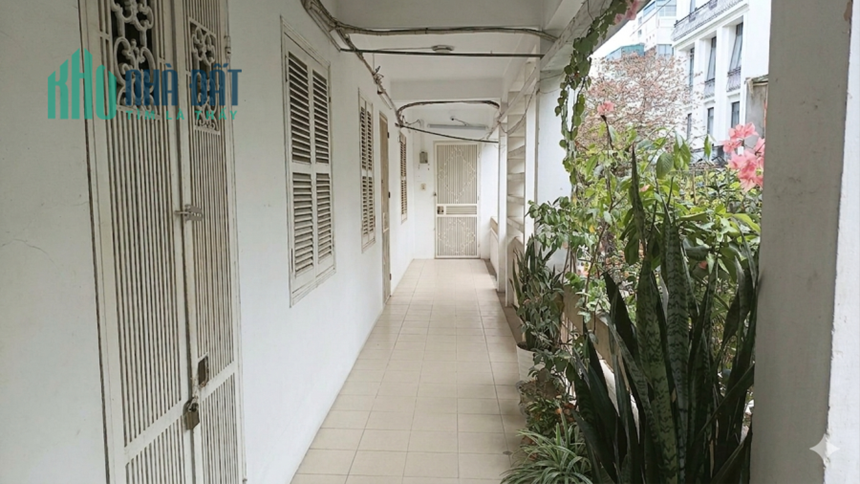 GIA ĐÌNH CẦN BÁN GẤP CĂN HỘ TẠI 51 LƯƠNG KHÁNH THIỆN