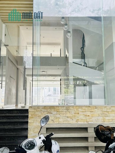 Cho thuê nhà mặt tiền Trần Lê phường 4 Đà Lạt 28 triệu/tháng