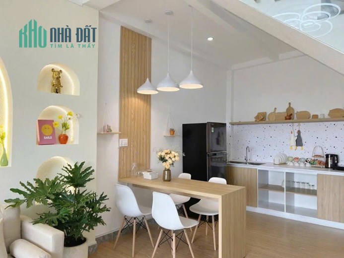 Cho thuê Homestay Kim Đồng Phường 6 Đà Lạt - View nhà lồng full nội thất