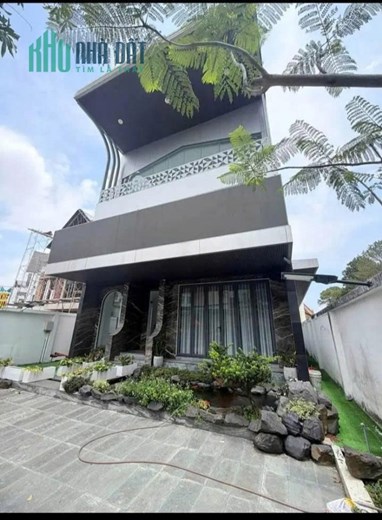 Cho thuê nhà 3 phòng Yersin, phường 9, Đà Lạt 65 triệu/tháng