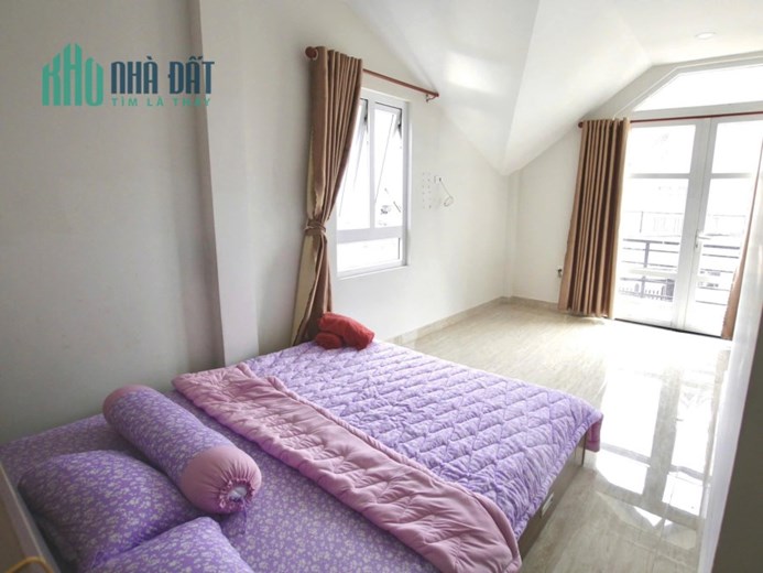 CHO THUÊ VILLA FULL NỘI THẤT CƠ BẢN ĐỒI THÔNG TIN PHƯỜNG 8 GIÁ 12TR