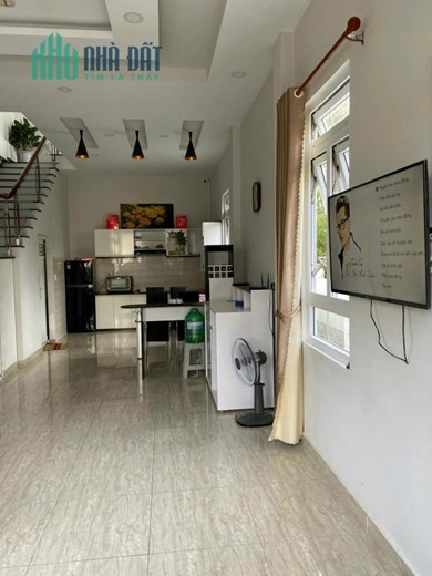CHO THUÊ VILLA FULL NỘI THẤT CƠ BẢN ĐỒI THÔNG TIN PHƯỜNG 8 GIÁ 12TR