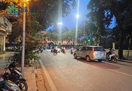 Dã Tượng - 20m NHÀ và CỬA HÀNG MẶT PHỐ chỉ 6.95 tỷ - ĐỦ CHÂN ĐỦ NÓC, SĐCC