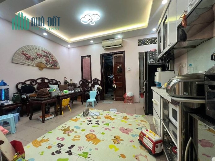 Lý Nam Đế 2 tầng CÓ NÓC – 40m MT4.2 chỉ 5.95 tỷ - NGÕ NÔNG RỘNG, SÂN THOÁNG Ở LUÔN, SĐCC