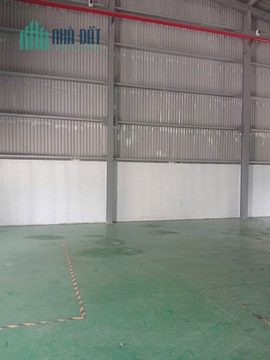 CHO THUÊ KHO XƯỞNG 900m² Tại KCN THANH LIÊM – PCCC Tự Động, Nền Epoxy