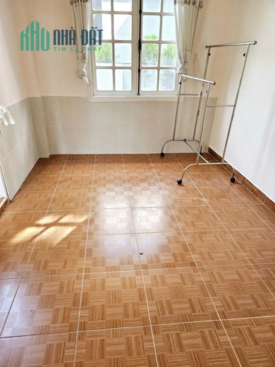 Cho thuê nhà nguyên căn Đường Hùng Vương, Phường 11, Đà Lạt