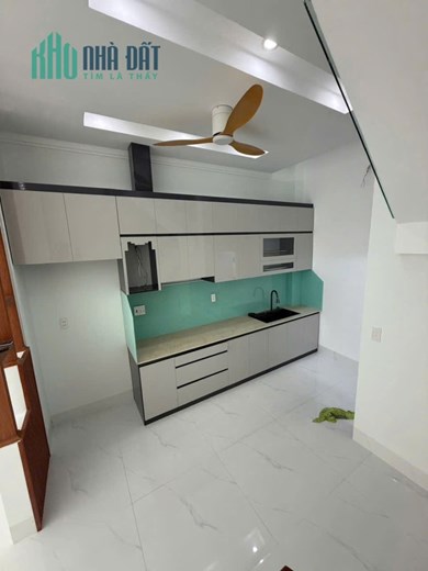 NHÀ 4 TẦNG MỚI XÂY, mặt tiền thục, GẦN VÕ VĂN KIỆT, DTsd 160m2, NHỈNH 6ty