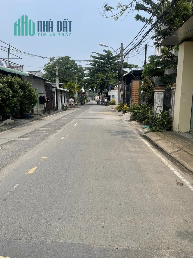 Đất đẹp, mặt tiền đường Tân Hiệp, Hóc Môn, 166m, full thổ, xe tải tránh, vỉa hè 3m, chỉ 4.5 tỷ.