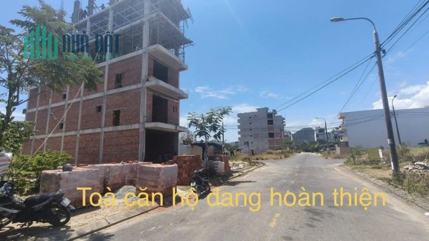 150m2/12 tỷ.Đất đường Nguyễn Cơ Thạch. Ngang 6m.kẹp cống hông.Sát lô 2 mặt tiền