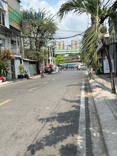 BÁN NHÀ HẺM 719 HUỲNH TẤN PHÁT QUẬN 7