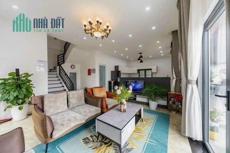 Cho thuê villa 6 phòng ngủ 200m2 nam hồ p11 đà lạt 24 triệu/ tháng