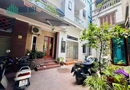 MẶT NGÕ 46 Đội Cấn – 4 tầng 40m MT6m chỉ 9.3 tỷ - TRƯỚC NHÀ SÂN RỘNG THOÁNG, SĐCC NỞ HẬU