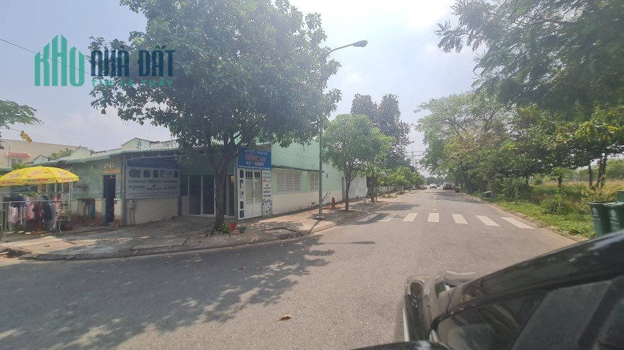 Đầu tư nhà phố, không chỉ nhìn căn nhà – hãy nhìn người sẽ thuê, người sẽ ở, người sẽ kinh doanh