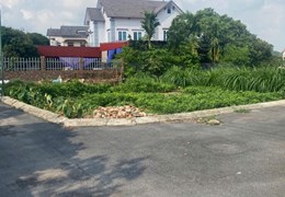Cần bán mảnh full thổ cư