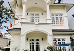 Cho thuê villa 8 phòng ngủ đường Hùng Vương phường 9 Đà Lạt giá 18 triệu/tháng